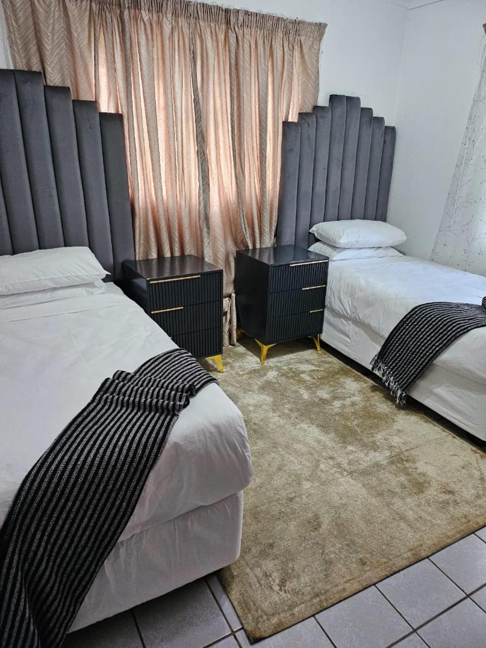Oak Gardens Bed And Breakfast Newcastle Buitenkant foto